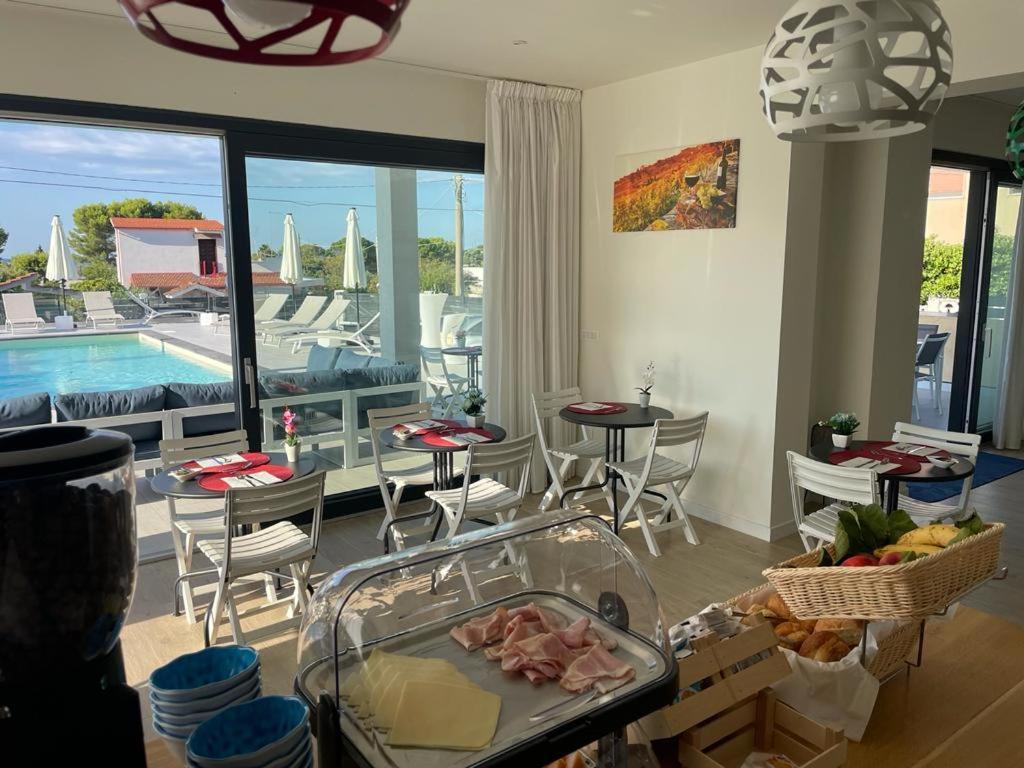 Bed and Breakfast Divina Perla Pulsano Zewnętrze zdjęcie